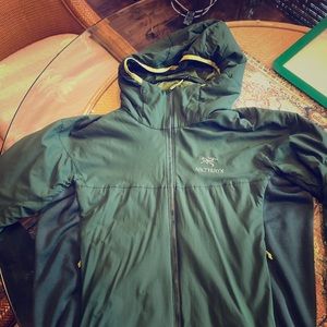 Arc’Teryx Atom LT L